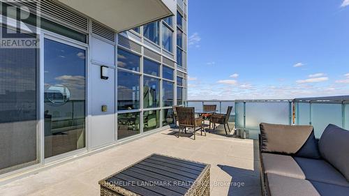 706 - 8763 Bayview Avenue, Richmond Hill, ON - Outdoor With Balcony With Exterior