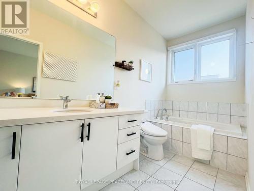 529 Marc Santi Boulevard, Vaughan, ON - Indoor Photo Showing Bathroom