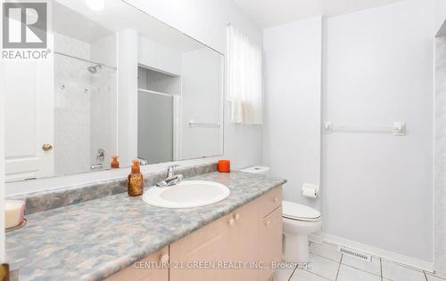 5 Tanglemere Crescent, Brampton, ON - Indoor Photo Showing Bathroom