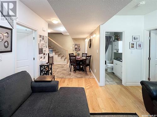 5 211 20Th Street W, Prince Albert, SK - Indoor