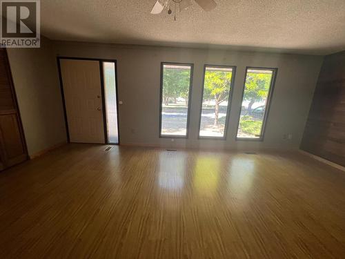 7286 12Th Street, Grand Forks, BC - Indoor Photo Showing Other Room