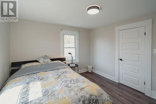 69 Lillian Place, Fort Erie, ON - Indoor Photo Showing Bedroom