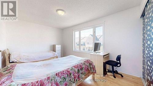 268 - 4975 Southampton Drive, Mississauga, ON - Indoor Photo Showing Bedroom