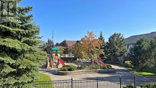 268 - 4975 Southampton Drive, Mississauga, ON - Outdoor