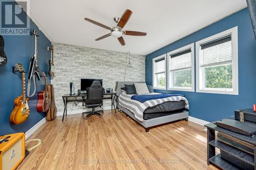 5 Tanners Drive, Halton Hills, ON - Indoor Photo Showing Bedroom