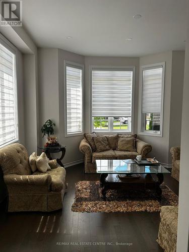 46 Belgium Crescent, Brampton (Northwest Brampton), ON - Indoor Photo Showing Living Room