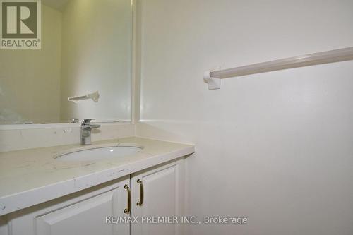 96 Canada Drive, Vaughan (Vellore Village), ON - Indoor Photo Showing Bathroom