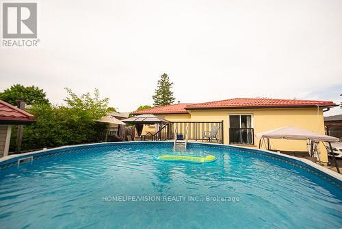 6 Flavian Crescent, Brampton (Southgate), ON - Outdoor With Above Ground Pool With Backyard