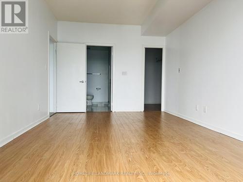 4905 - 65 Bremner Boulevard, Toronto, ON - Indoor Photo Showing Other Room