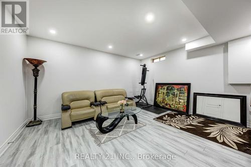 24 Stanbridge Ct Court W, Toronto (Malvern), ON - Indoor