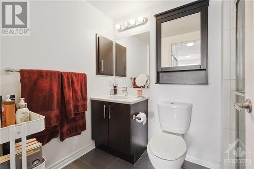 429 Kent Street Unit#215, Ottawa, ON - Indoor Photo Showing Bathroom