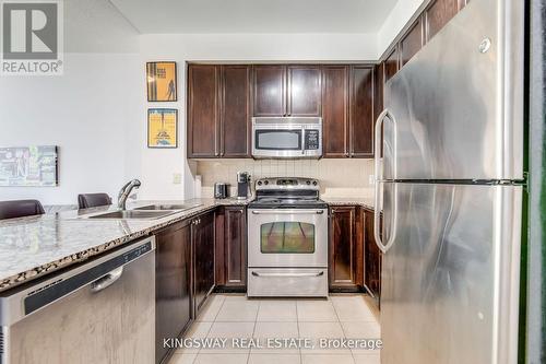 1101 - 225 Webb Drive, Mississauga, ON - Indoor Photo Showing Kitchen With Double Sink