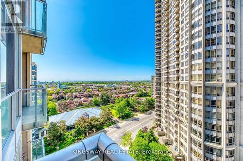 1101 - 225 Webb Drive, Mississauga, ON - Outdoor