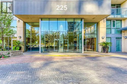 1101 - 225 Webb Drive, Mississauga, ON - Outdoor