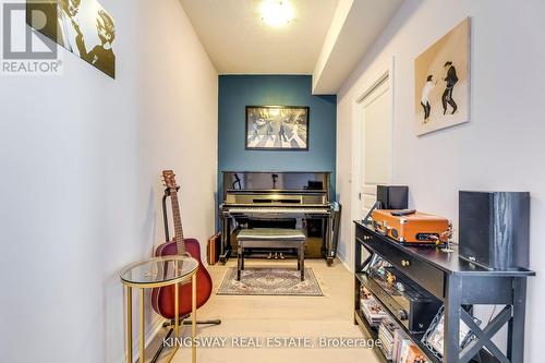 1101 - 225 Webb Drive, Mississauga, ON - Indoor