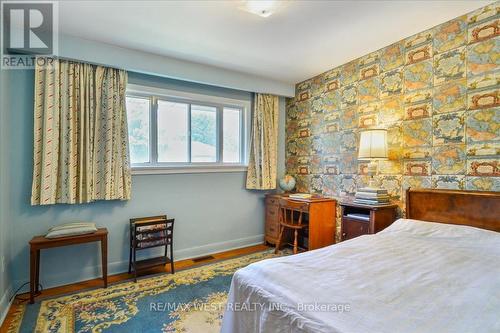 33 Warnica Avenue, Toronto (Islington-City Centre West), ON - Indoor Photo Showing Bedroom