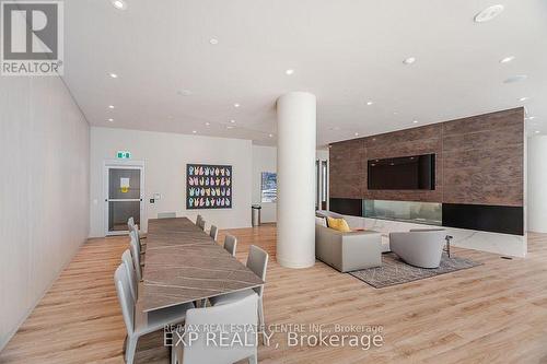 5805 - 3883 Quartz Road, Mississauga (City Centre), ON - Indoor