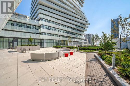 5805 - 3883 Quartz Road, Mississauga (City Centre), ON - Outdoor