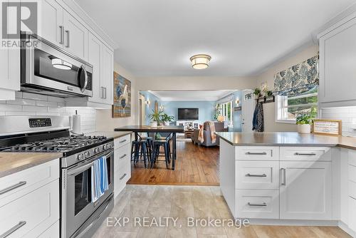 114 Marigold Street, Welland, ON - Indoor Photo Showing Kitchen With Upgraded Kitchen