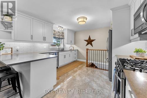 114 Marigold Street, Welland, ON - Indoor Photo Showing Kitchen