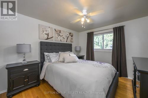 59 Kinburn Crescent, London, ON - Indoor Photo Showing Bedroom