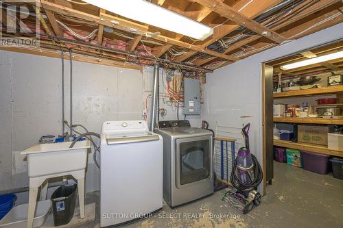 59 Kinburn Crescent, London, ON - Indoor Photo Showing Laundry Room