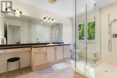 2247 Pathfinder Drive, Burlington (Orchard), ON - Indoor Photo Showing Bathroom