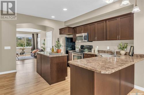 175 2Nd Avenue, Lumsden, SK - Indoor Photo Showing Kitchen With Double Sink