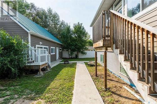 175 2Nd Avenue, Lumsden, SK - Outdoor With Exterior