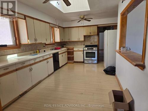 89 Euclid Avenue, Toronto (Highland Creek), ON - Indoor Photo Showing Kitchen