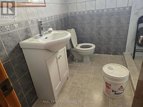 89 Euclid Avenue, Toronto (Highland Creek), ON - Indoor Photo Showing Bathroom