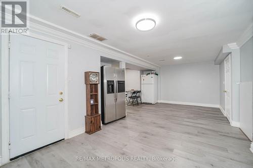 Bsmt - 4 Wolfe Court, Vaughan (Lakeview Estates), ON - Indoor Photo Showing Other Room