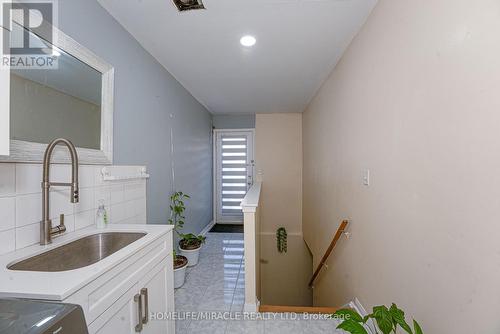 28 Bowsfield Drive, Brampton (Vales Of Castlemore), ON - Indoor Photo Showing Other Room