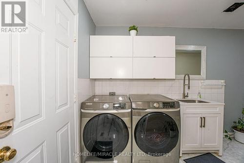 28 Bowsfield Drive, Brampton, ON - Indoor Photo Showing Laundry Room