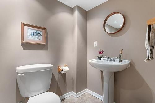 2247 Pathfinder Drive, Burlington, ON - Indoor Photo Showing Bathroom