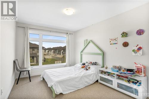 407 Cornice Street, Ottawa, ON - Indoor Photo Showing Bedroom