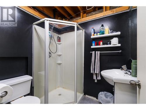 2876 Juniper Crescent, Blind Bay, BC - Indoor Photo Showing Bathroom