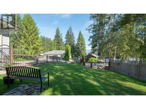 2876 Juniper Crescent, Blind Bay, BC - Outdoor