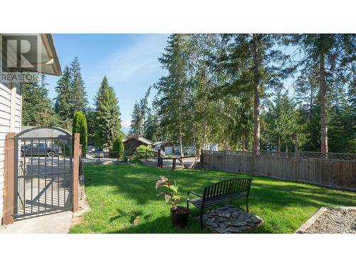 2876 Juniper Crescent, Blind Bay, BC - Outdoor With Backyard