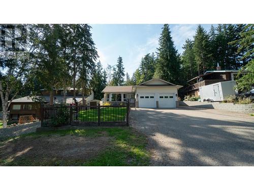 2876 Juniper Crescent, Blind Bay, BC - Outdoor