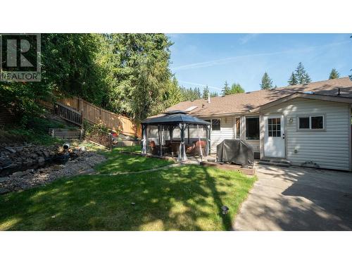 2876 Juniper Crescent, Blind Bay, BC - Outdoor