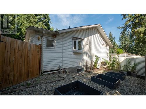 2876 Juniper Crescent, Blind Bay, BC - Outdoor With Exterior