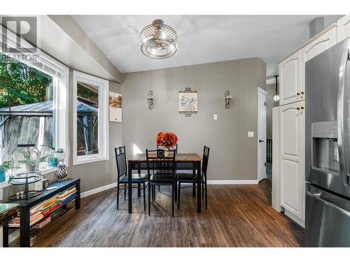 2876 Juniper Crescent, Blind Bay, BC - Indoor Photo Showing Dining Room