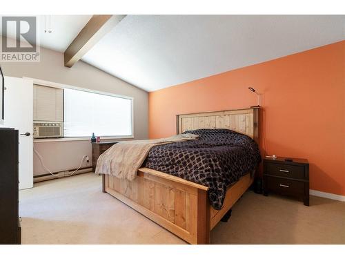 6441 40 Street, Salmon Arm, BC - Indoor Photo Showing Bedroom