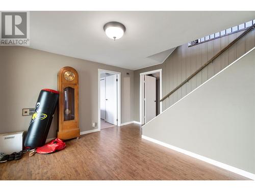 6441 40 Street, Salmon Arm, BC - Indoor