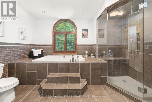 8 Harmonious Drive, Kawartha Lakes, ON - Indoor Photo Showing Bathroom