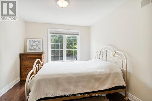 18 Harrowsmith Place, Richmond Hill (Oak Ridges), ON - Indoor Photo Showing Bedroom