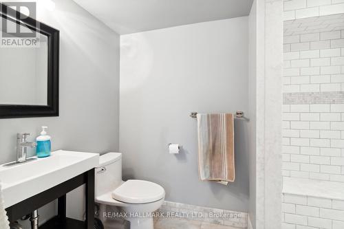 18 Harrowsmith Place, Richmond Hill (Oak Ridges), ON - Indoor Photo Showing Bathroom