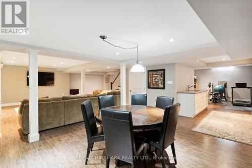 18 Harrowsmith Place, Richmond Hill (Oak Ridges), ON - Indoor Photo Showing Dining Room