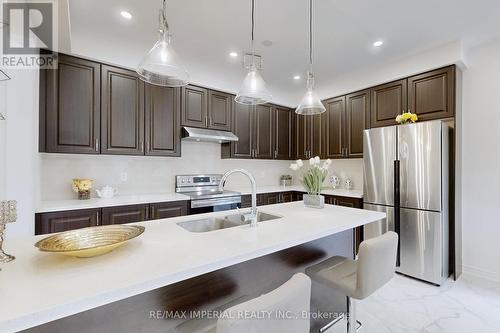 30 Pietrowski Drive, Georgina (Keswick North), ON - Indoor Photo Showing Kitchen With Upgraded Kitchen